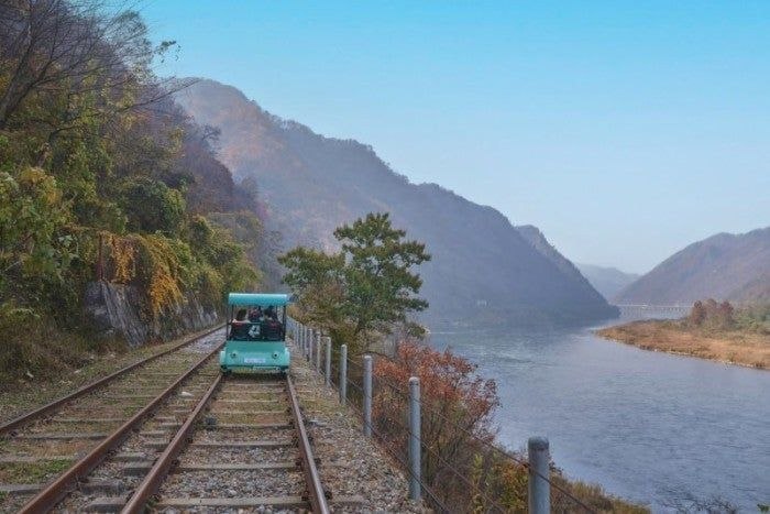 江村铁路自行车·秋日沿江